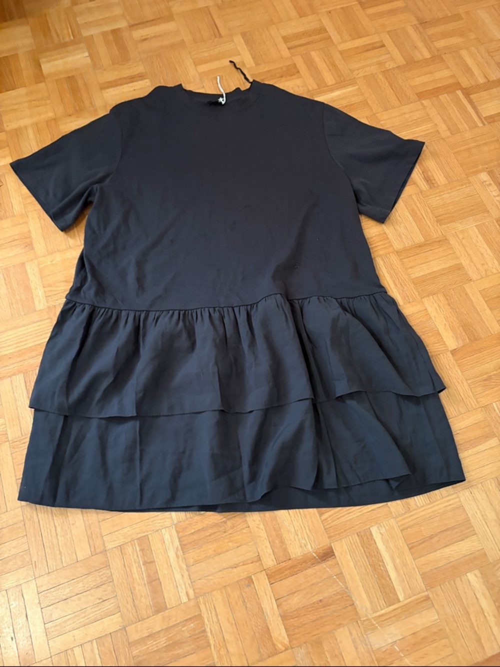 COS Black Tiered Ruffle Short Sleeve  dress. NWOT